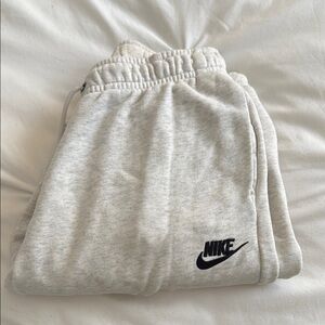 Nike Sweatpants